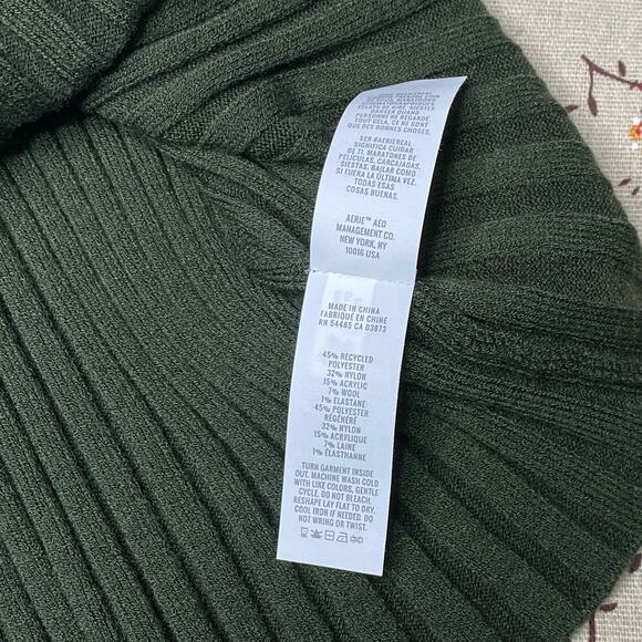 Aerie Knit Pleated Sweater Skirt Mini Micro Pleats Stretchy Green Medium Preppy - Picture 6 of 6
